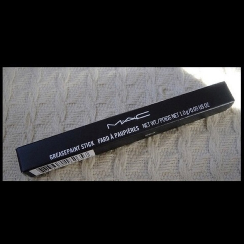 New MAC Greasepaint Slick Black Smoky Eyeliner - Picture 3 of 3